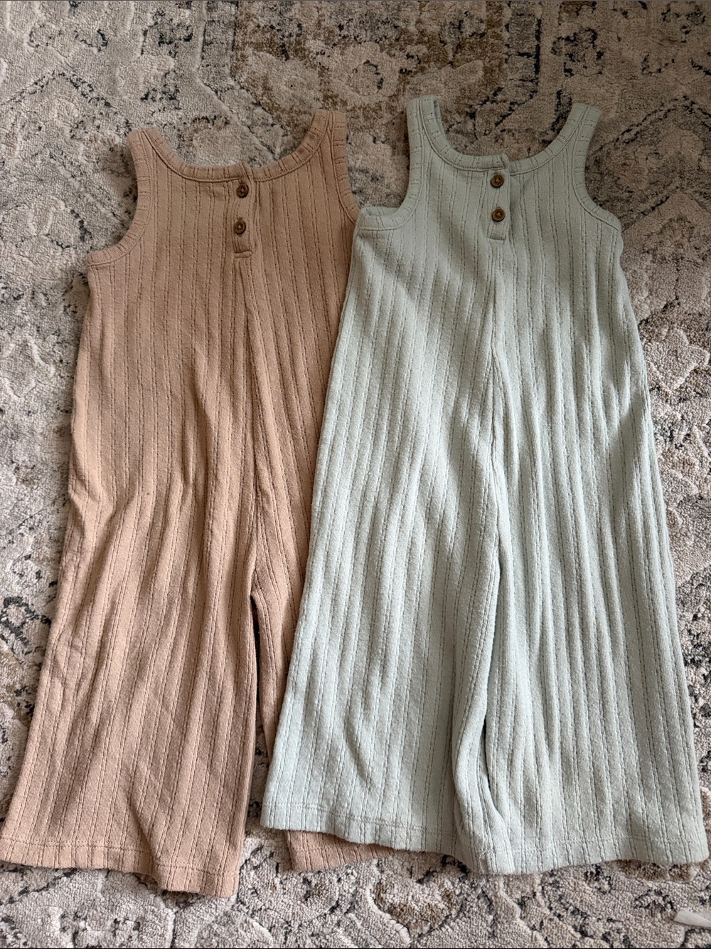 Toddler Ribbed Sleeveless Romper Set - Tan & Light Sage
